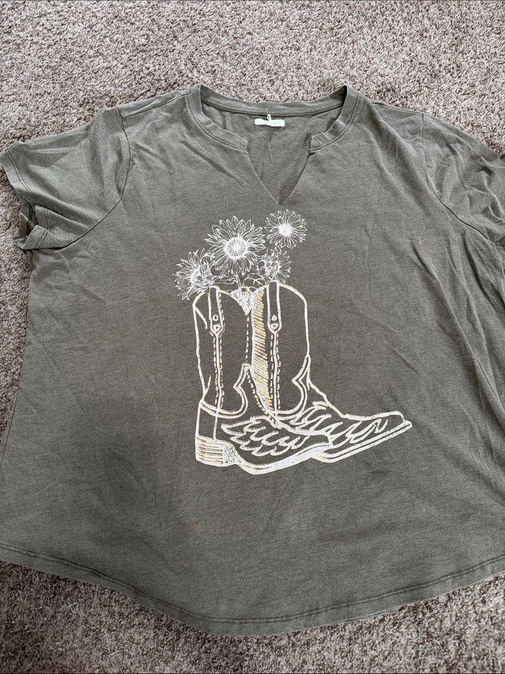 Maurices boots graphic tee